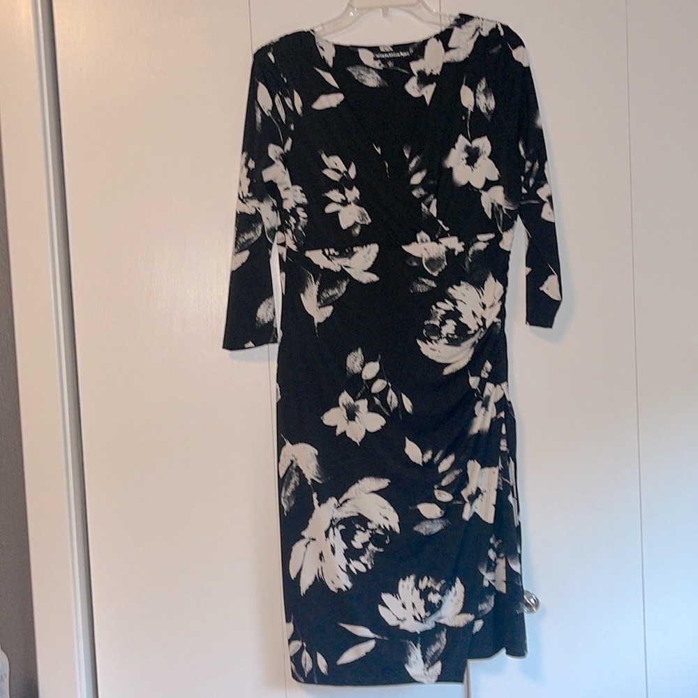 Black & White Floral Catherine Malandrino Dress size 8